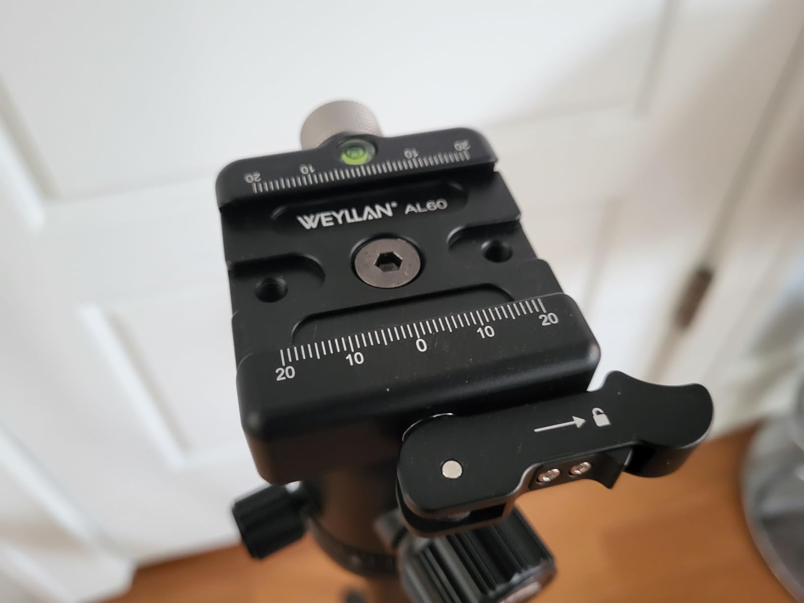 WEYLLAN EH46L Lever Ball Head with Stainless Steel Lock Pin, 46mm Low Profile Heavy Duty Tripod Ball Head Mount with Arca Swiss Quick Release Plate for Tripod Monopod DSLR Camera Camcorder Telescope customer photo 2