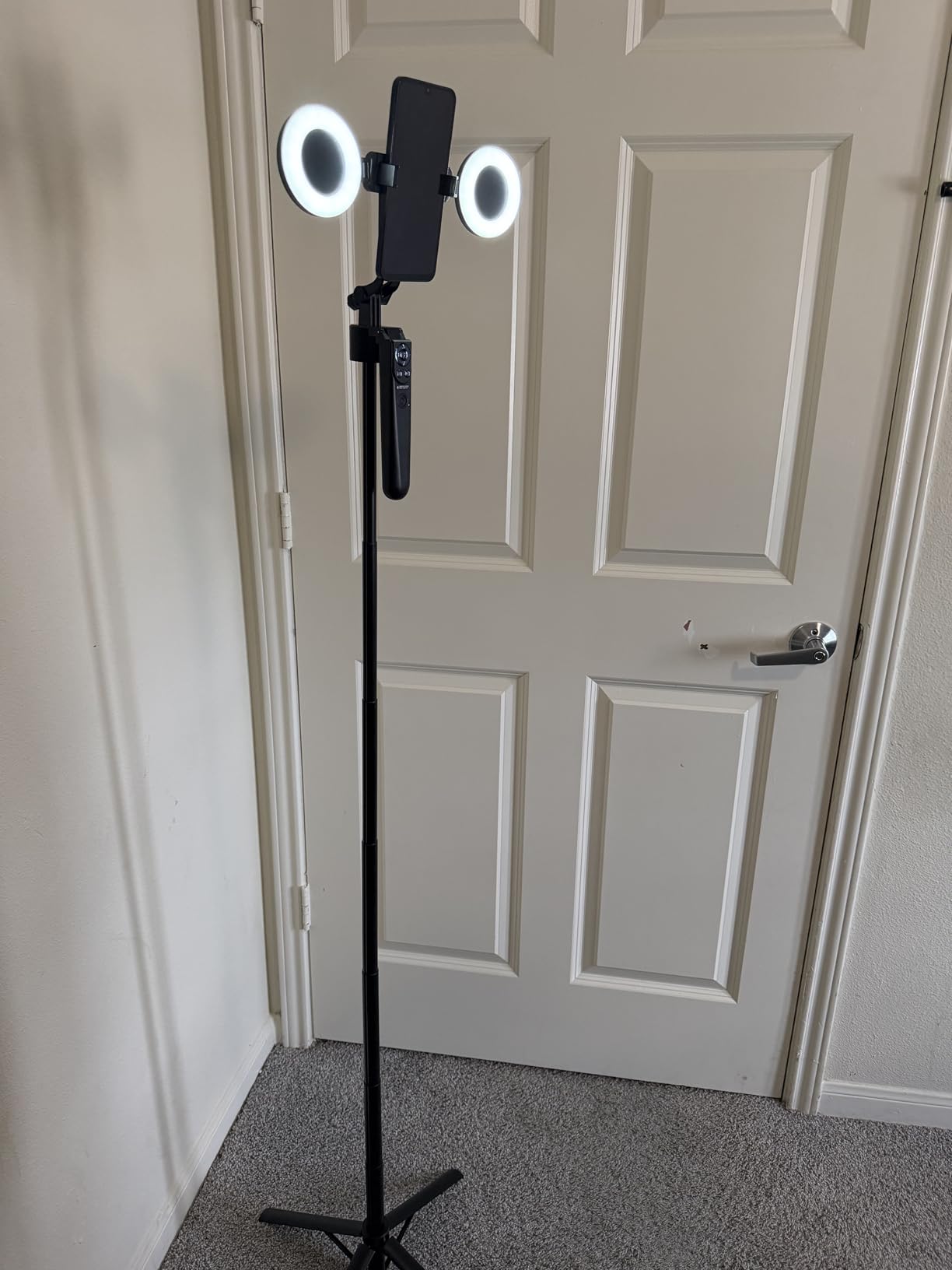 Vlogging Kit for iPhone/Android, 63”Auto Face Tracking Tripod for iPhone with Light, Wireless Microphones, Scrolling Remote Control for TikTok, Content Creator Kit for YouTube Starter customer photo 1