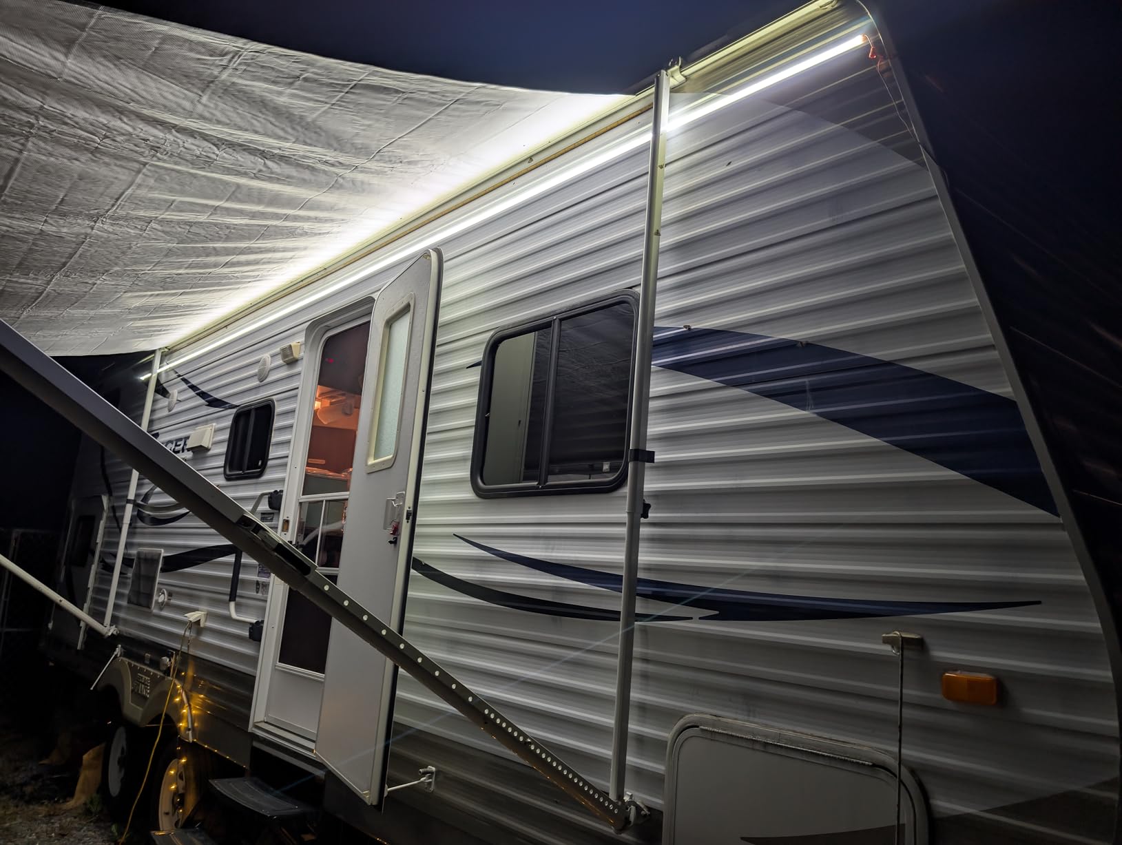 Gliztech RV Awning Lights 20FT, IP67 12V White COB Waterproof customer photo 2