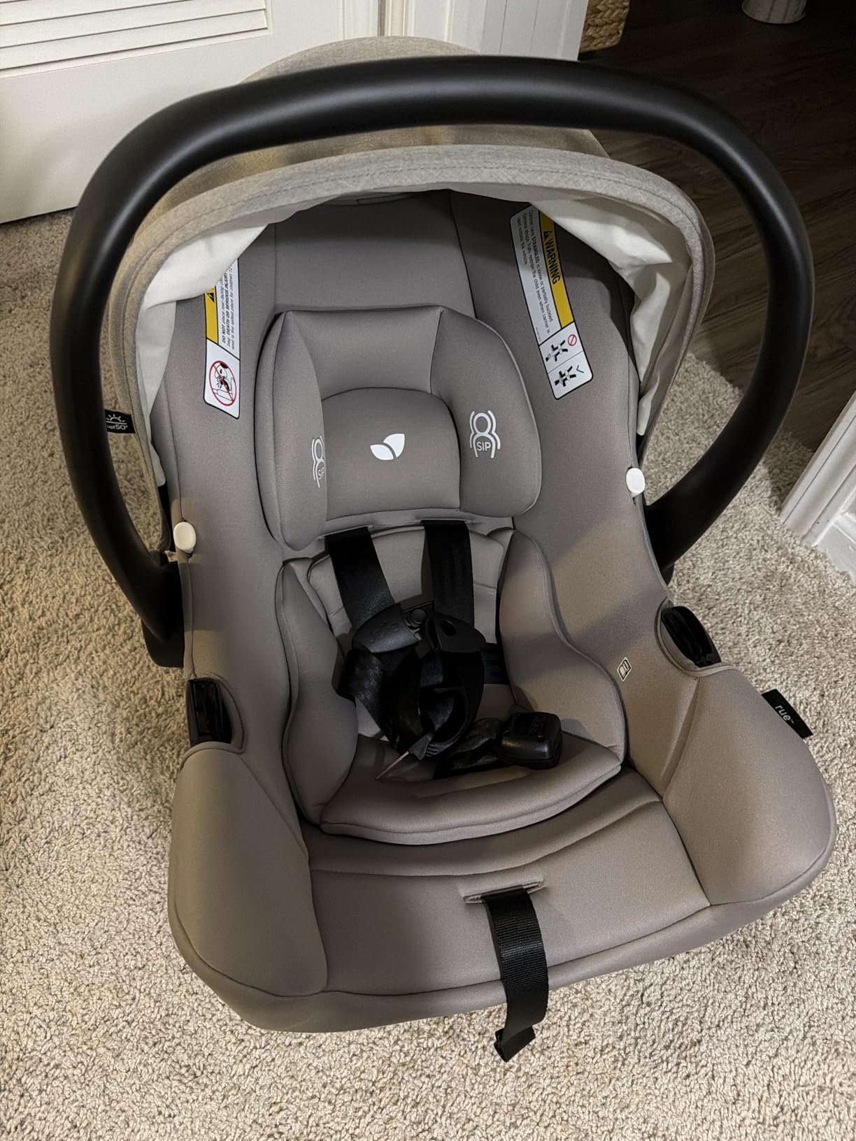 Joie Rue Infant Car Seat & Anti-Rebound Base, Lightweight customer photo 1