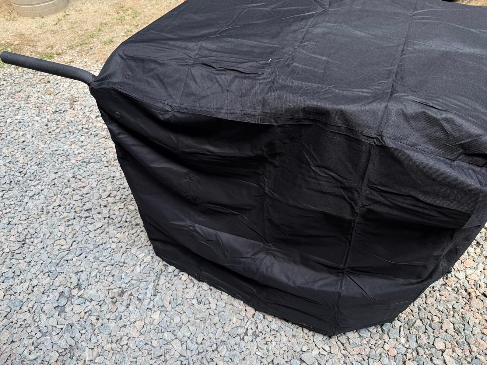 Waterproof Generator Covers for Outside, Heavy Duty Thicken 900D Polyester Fabric Portable Generator Covers Universal Fits for Most Generators 5000-10000 Watt, Black (32