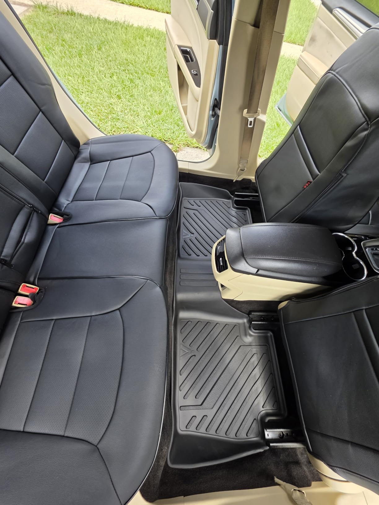 LASFIT Floor Mat for Fit 7 Seats 2025 2026 2027 Ford Expedition Standard customer photo 2