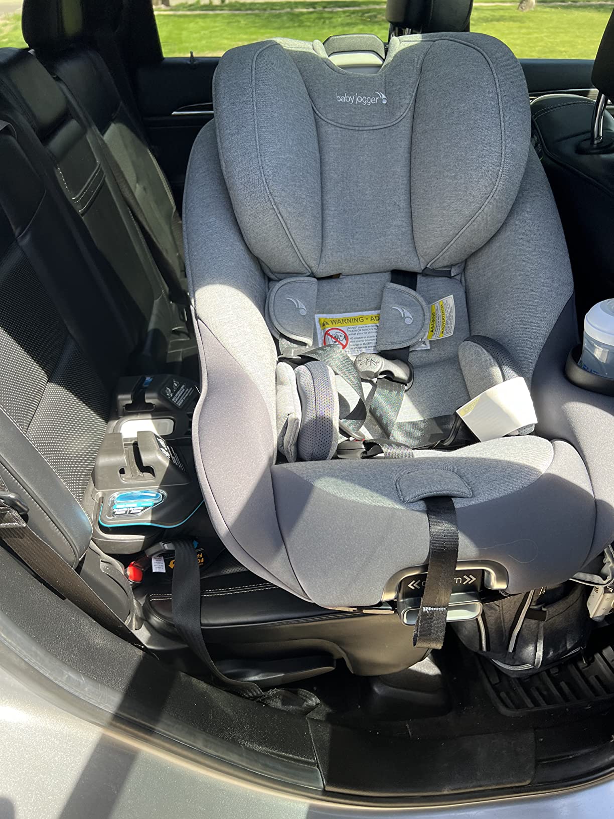 Baby Jogger City Turn Rotating Car Seat 180-Degree Turn, Lightweight Convertible Car Seat, Rear Facing to Forward Facing for Newborn to Toddlers, Coolmax Fabric, Onyx Black customer photo 2