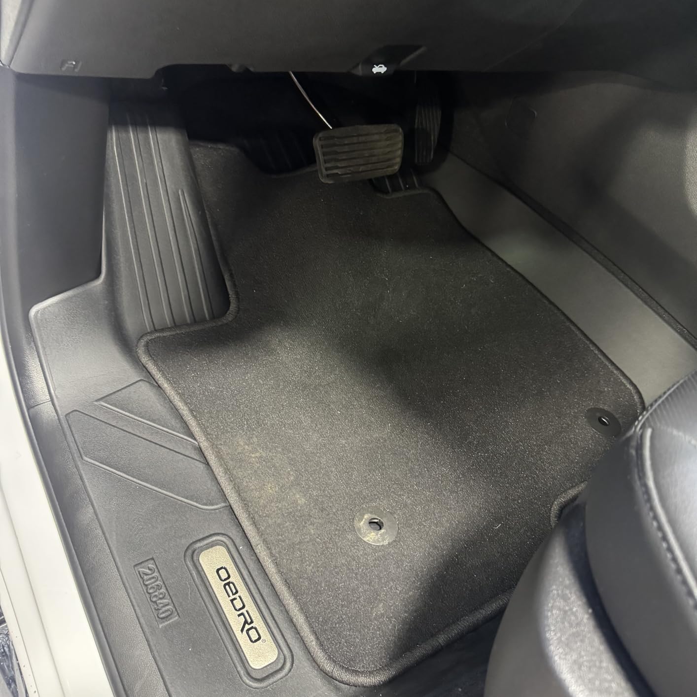 OEDRO Upgraded Floor Mats for 2019-2026 Chevy Silverado/GMC Sierra 1500 Crew Cab & 2020-2026 Silverado/Sierra 2500HD 3500HD, Bucket Seat, All Weather Custom Fit Silverado Accessories Floor Liners customer photo 1