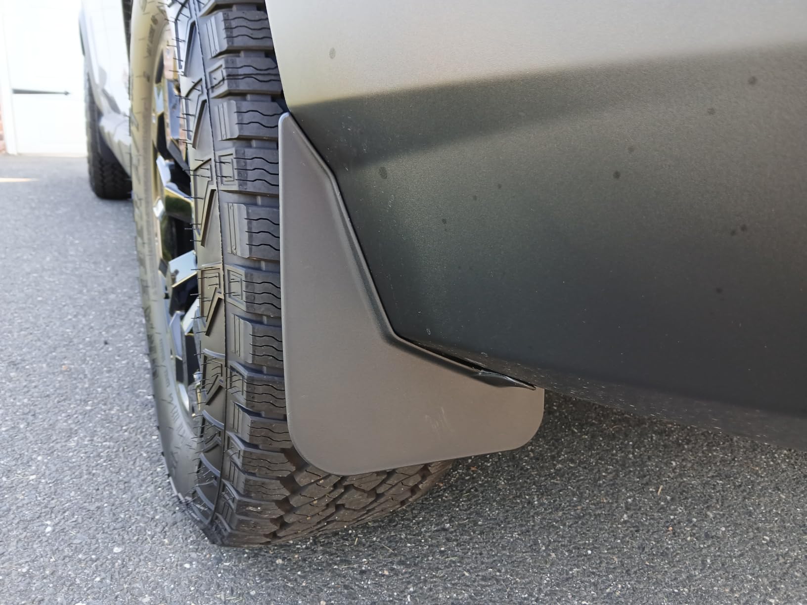 Autorder Mud Flaps for Ford F150 F-150 2021-2026 Accessories All-Weather Splash Guards Protect Paint Mudflap No Drilling Required Mud Guard Body Kits for F150 Set 4PCS(Not fit Raptor Models) customer photo 2