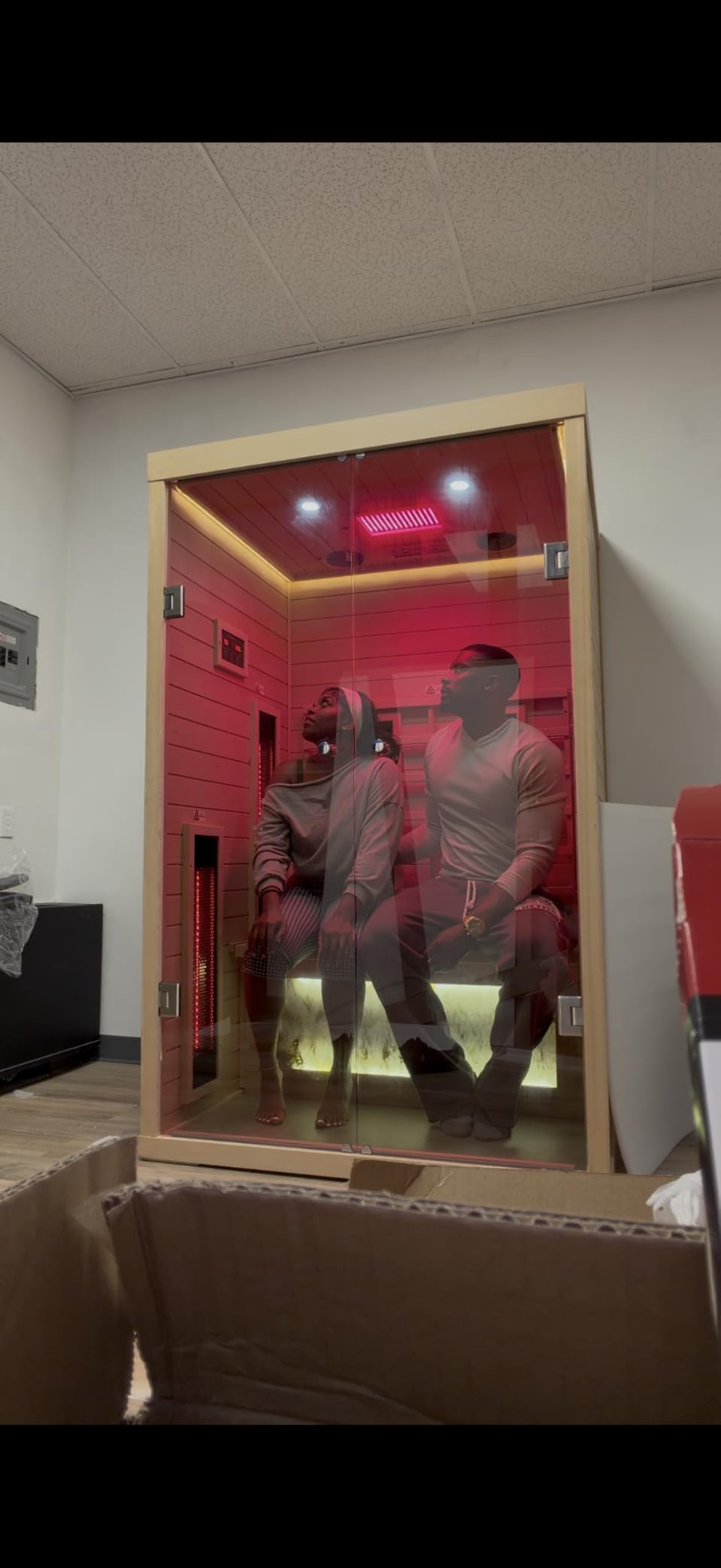 Ceramic Infrared Sauna 2 Person Infrared Sauna w/Red Light Therapy customer photo 1