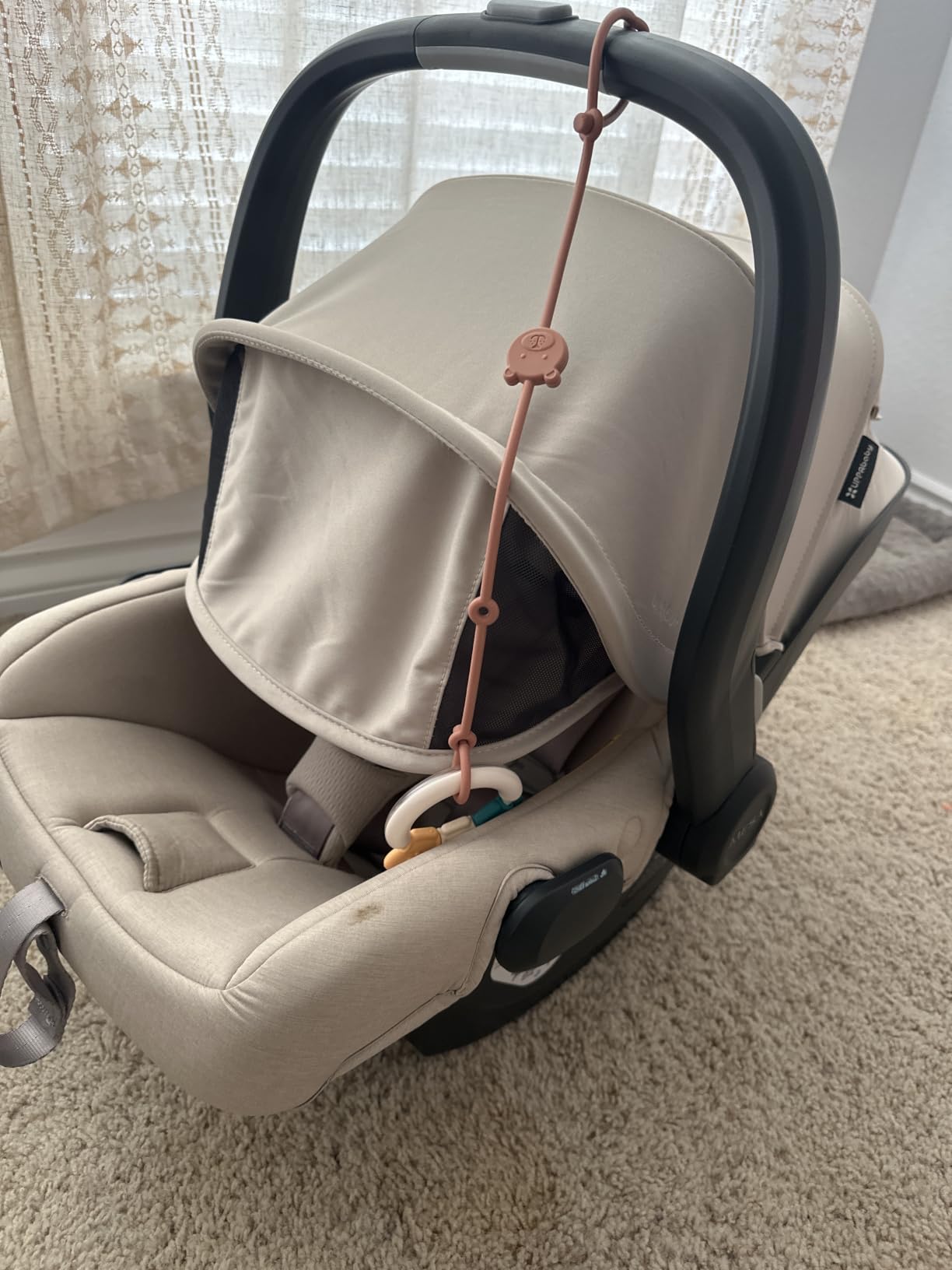 UPPAbaby Mesa V3 Infant Car Seat with Base, Insert & SmartSecure - Ada customer photo 1