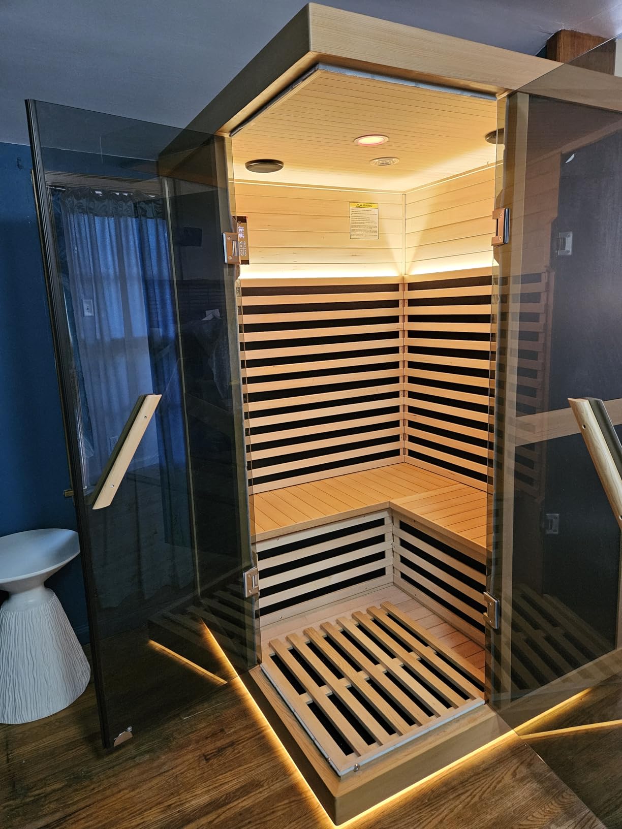 Outdoor Traditional Sauna 4-6 Person 9KW Steam Saunas Barrel customer photo 1